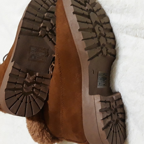 NWOB - Picture 7 of 8